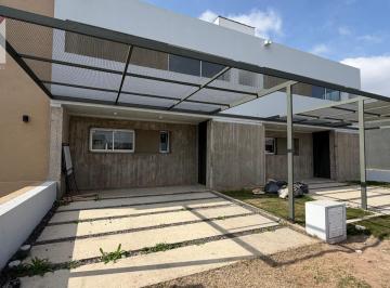 PH · 140m² · 5 Ambientes · 2 Cocheras · Duplex en Venta en Terrazas de Manantiales, 3 Dorm., Cochera y Galería con Asador.
