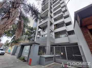 Departamento · 43m² · 2 Ambientes · 1 Cochera · Amplio 2 Amb con Cochera a m de Alvear