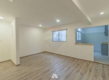 PH · 80m² · 3 Ambientes · Alquiler Casa PH de Alto La Comercial
