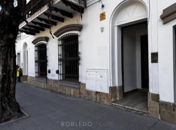 Oficina comercial de 7 ambientes, Salta · Casa en Alquiler Para Emrpesa 7 Despachos, Frenta a La Legislatura de Salta Capital