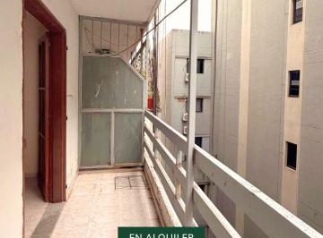 Departamento · 3 Ambientes · Departamento en Alquiler con 1 Dormitorio, Escritorio y Balcón | Barrio Norte