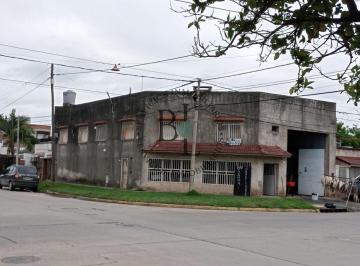 Bodega-Galpón · 269m² · 3 Ambientes · 1 Cochera · Galpon, Local y Departamento en Pa