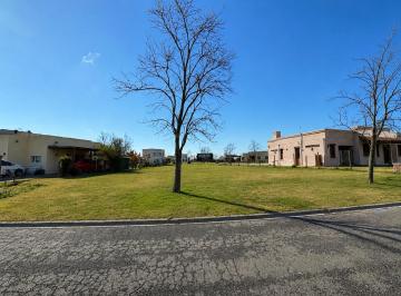 Terreno · 756m² · Lote en El Canton - Barrio El Golf