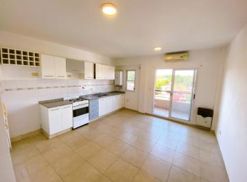 Departamento · 55m² · 3 Ambientes · 1 Cochera · Departamento - Victoria con Cochera y Terraza Propia!