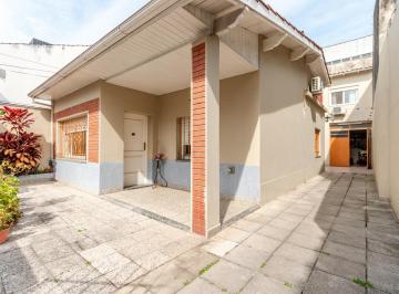 PH · 156m² · 6 Ambientes · Comodísimo PH en Venta en Beccar, Ideal Dos Familias o Para Obtener Una Excelente Renta.