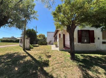 Casa · 60m² · 3 Ambientes · Casa en Venta en Bragado