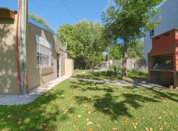 Casa · 79m² · 4 Ambientes · 1 Cochera · Casa 4 Amb - Venta Campana - Rio Lujan - con Pileta
