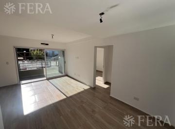 Departamento · 45m² · 2 Ambientes · 1 Cochera · Venta de Departamento 2 Ambientes con Cochera y Balcón a Estrenar en Quilmes