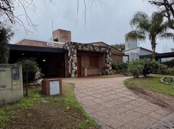 Casa · 8 Ambientes · Casa en Alquiler 3 Dorm San Isidro