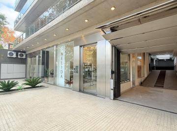 Garage · 14m² · Venta Cocheras Cubiertas a Estrenar Sobre Av Pellegrini. Echesortu