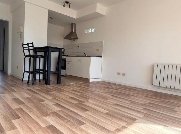 Departamento · 42m² · 2 Ambientes · 1 Cochera