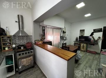 PH · 38m² · 2 Ambientes · Venta de PH 2 Ambientes con Patio en Bernal Oeste