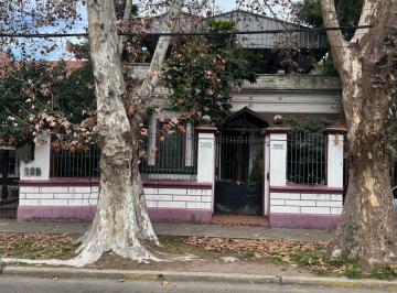 Casa de 14 ambientes, Almirante Brown · Alquiler Casona 430 m² Cubiertos Sobre Lote de 781 m² | Adrogué | Ideal Salud y Geriátrico
