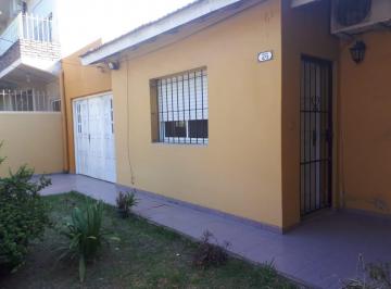 Casa · 102m² · 4 Ambientes · 1 Cochera · Casa en Venta Ubicado en Don Torcuato, Tigre, G. B. a. Zona Norte