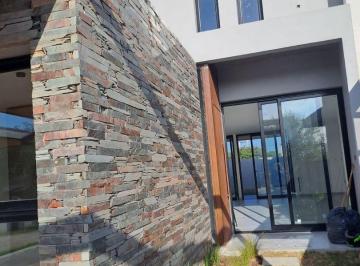 YBR-YBR-214_2 · Claros del Bosque - 3 Dorm. Premium!