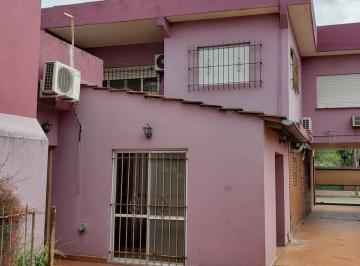 Casa · 250m² · 5 Ambientes · 2 Cocheras · Casa en Venta Ubicado en Don Torcuato, Tigre, G. B. a. Zona Norte
