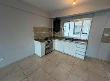 Departamento · 56m² · 2 Ambientes · 1 Cochera · Depto. 2 Amb. Amplio - Lanús Oeste