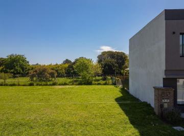 Terreno · 200m² · Oportunidad Única Lote en Venta en Barrio Cerrado Federico Primero - Sourigues, Berazategui