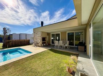 Casa · 176m² · 5 Ambientes · 2 Cocheras · Venta Casa 5 Amb El Cantón Norte Piscina Lote 800 m