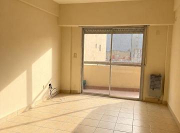 Departamento de 2 ambientes, Monserrat · Saenz Peña y Chile Espec 2 Amb Gran Lc Bcon Aterr 1 Dorm Vestier Coch Fija Cub - Impec - Todo Sol