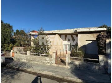 Casa · 253m² · 8 Ambientes · 1 Cochera · Casa 3 Dorm. Zona Norte