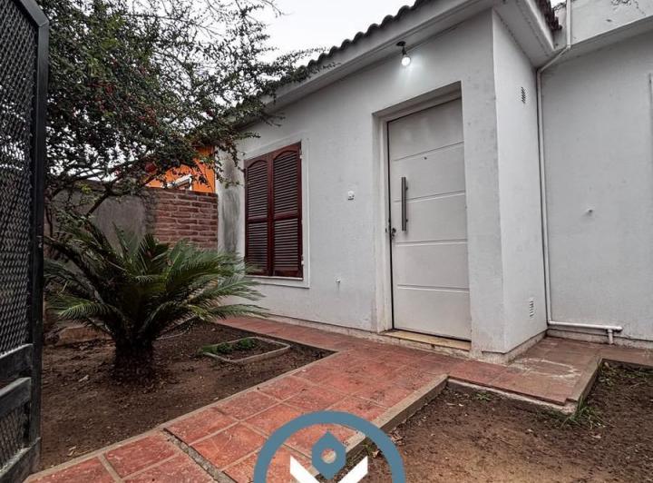Casa · 6 Ambientes · 1 Cochera