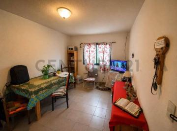 Departamento · 44m² · 3 Ambientes · 1 Cochera · Departamento en Venta Florencio Varela 3 Ambientes