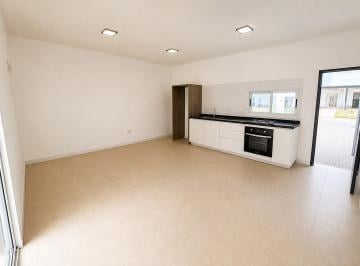 Casa · 75m² · 3 Ambientes · 1 Cochera · Duplex en Venta en Barrio Norte 1, Patio Amplio Financiado