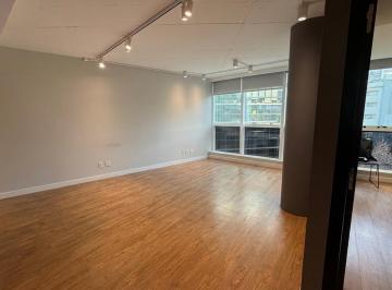 Oficina comercial · 70m² · 2 Ambientes · 1 Cochera · Alquiler Amplia y Moderna Oficina en Palermo con Cochera
