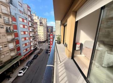 Departamento · 37m² · 2 Ambientes · Excelente 3 Ambientes a m de Plaza Colon