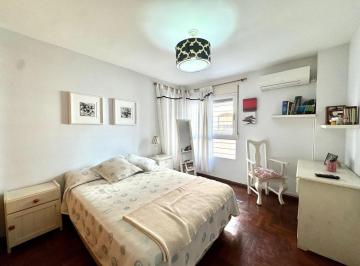 Departamento · 60m² · 4 Ambientes · Departamento Amoblado de 2 Dorm.