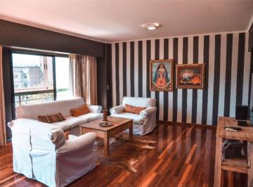 Departamento de 5 ambientes, Ciudad de Mendoza · Exclusivo Departamento con Vista Privilegiada a La Plaza Independencia