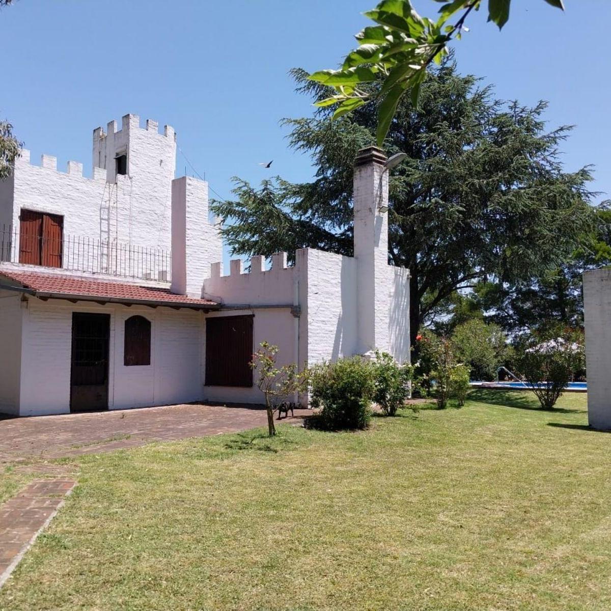 Casa quinta 5 amb, 7200m² en Antártida Argentina con piscina y quincho