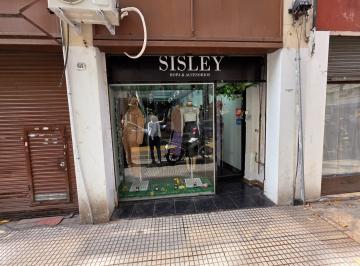 Local comercial · 102m² · 1 Ambiente · Local en Venta en Balvanera en Excelente Zona.