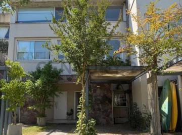 Casa · 140m² · 4 Ambientes · 2 Cocheras · Venta Casa Triplex 3 Dor Complejo Solares de Portezuelo Nordelta Tigre