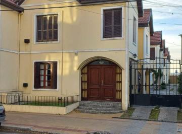 Departamento · 95m² · 4 Ambientes · 1 Cochera · Tandil Venta Departamento Tres Dorm.