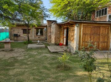Casa · 100m² · 2 Dormitorios · 2 Cocheras · Casa - Anisacate