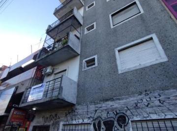 Departamento · 45ha · 3 Ambientes · Departamento Venta Moron Familia