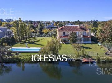 Casa · 541m² · 9 Ambientes · 8 Cocheras · Casa en Venta, Doble Lote Al Lago Central en Los Castores, Nordelta