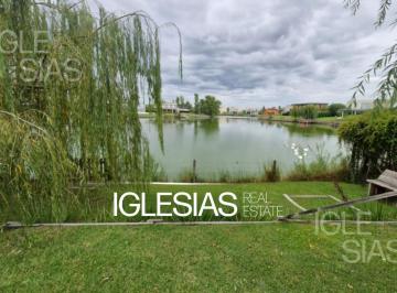 Casa · 295m² · 7 Ambientes · 6 Cocheras · Casa en Alquiler a La Laguna en El Cantón - Norte