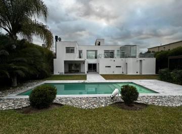 Casa · 350m² · 5 Ambientes · Exclusiva Casa 5 Amb en Alquiler - Barrio El Encuentro – Benavídez