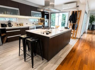 Casa · 350m² · 5 Ambientes · Exclusiva Casa 5 Amb en Alquiler - Barrio El Encuentro – Benavídez