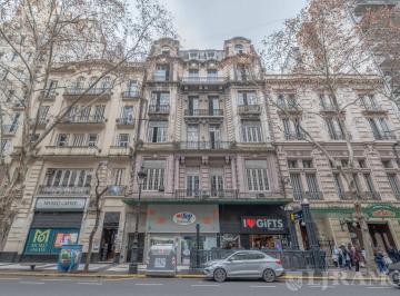 Edificio · 3062m² · Edificio Comercial en Monserrat