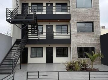 Departamento de 2 ambientes, La Matanza · Departamento 2 1/2 Amb - Planta Baja Al Frente - con Patio - a Estrenar