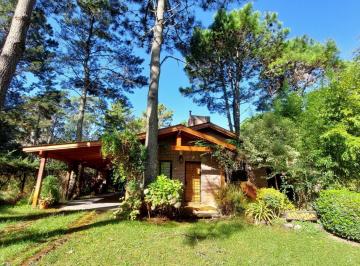 Casa · 100m² · 4 Ambientes · 1 Cochera · Casa en Venta - 3 Dorm. 2 Baños - Costa del Este