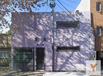 Casa · 130m² · 6 Ambientes · 1 Cochera · Casa en Venta - 5 Dorm. 3 Baños - Cochera - 277 m² - Lanús Oeste
