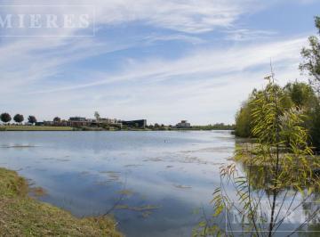 Terreno · 936m² · Lote a La Laguna en Venta en Puertos Barrio Amarras