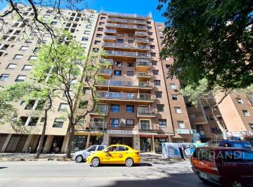 Departamento · 52m² · 2 Ambientes · Seguridad 24 Hs. - Camaras - Excelente Ubicacion - Gran Balcon