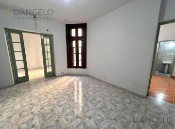 Departamento · 62m² · 2 Ambientes · 2 Amb y Medio con Patio - Baño y Toilette