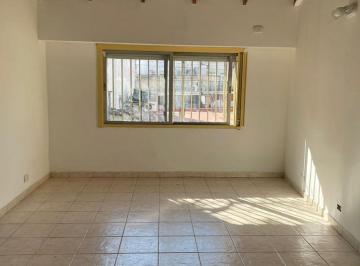 Departamento · 35m² · 1 Ambiente · Alquiler de Departamento 1 Ambiente en Ramos Mejia Céntrico Ideal Vivienda o Uso Profesional